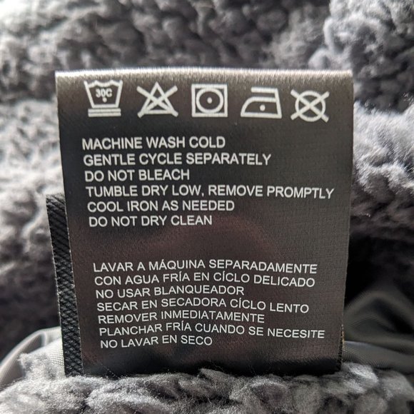 Women's Plus XXL Cozy Sherpa Wrap Grey/Pink - Picture 5 of 13